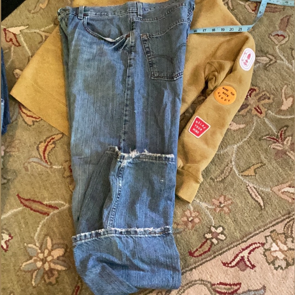 4 PAIR  👖 Assorted Jeans 👖 Lee  Wrangler, Levi’s, Dickies Jeans 32 x  30